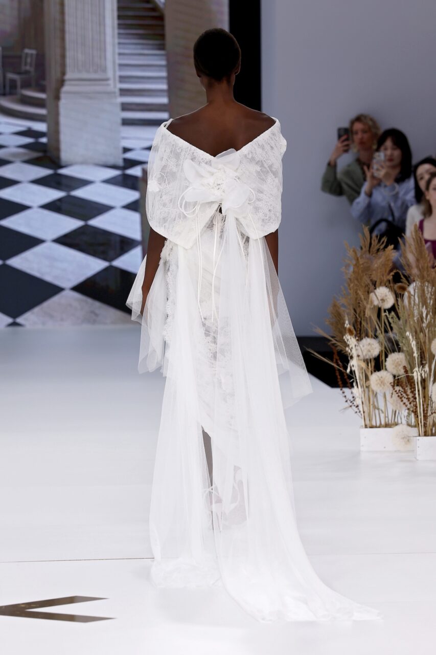 Paradox Yolancris novias 2026