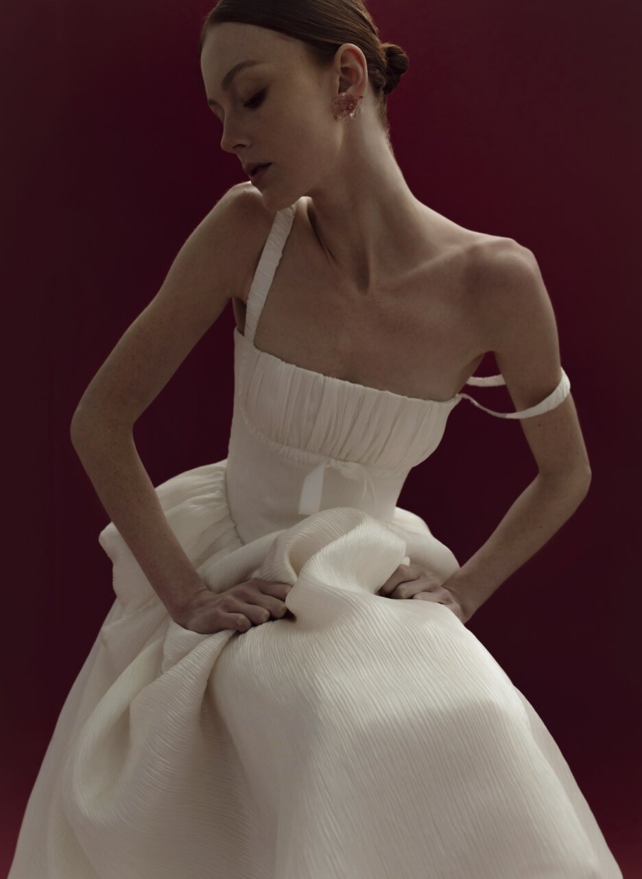 OUMA vestidos de novia 2027, tendencias en vestidos de novia 2027, cómo serán las novias 2027