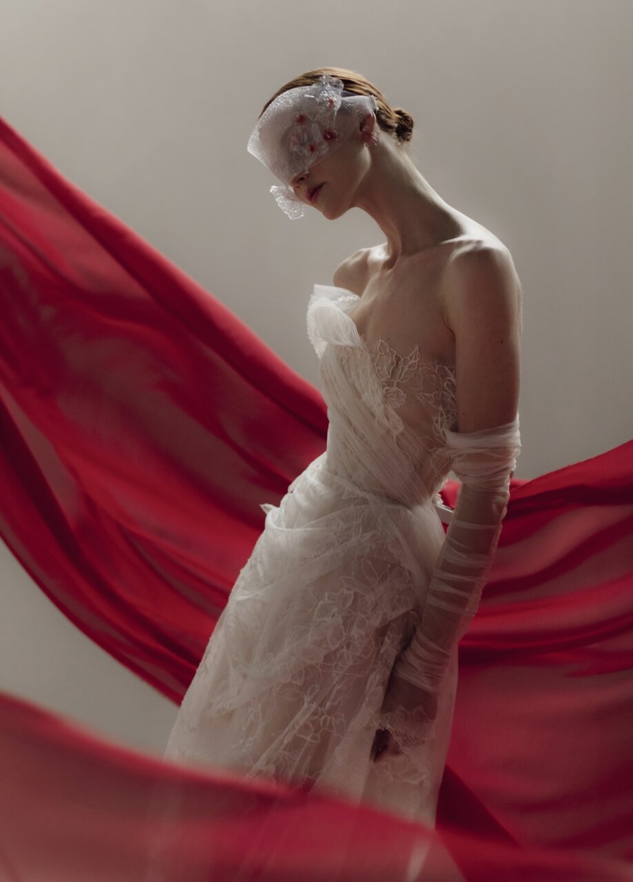 OUMA vestidos de novia 2027, tendencias en vestidos de novia 2027, cómo serán las novias 2027