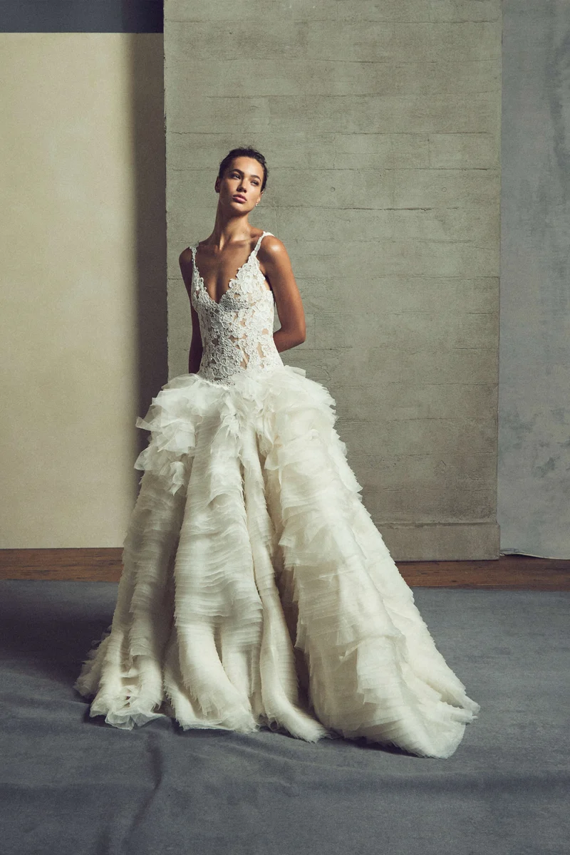 Monique Lhuillier vestidos de novia otoño 2027