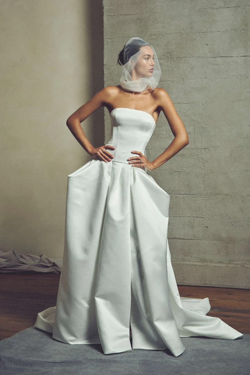 Monique Lhuillier vestidos de novia otoño 2027