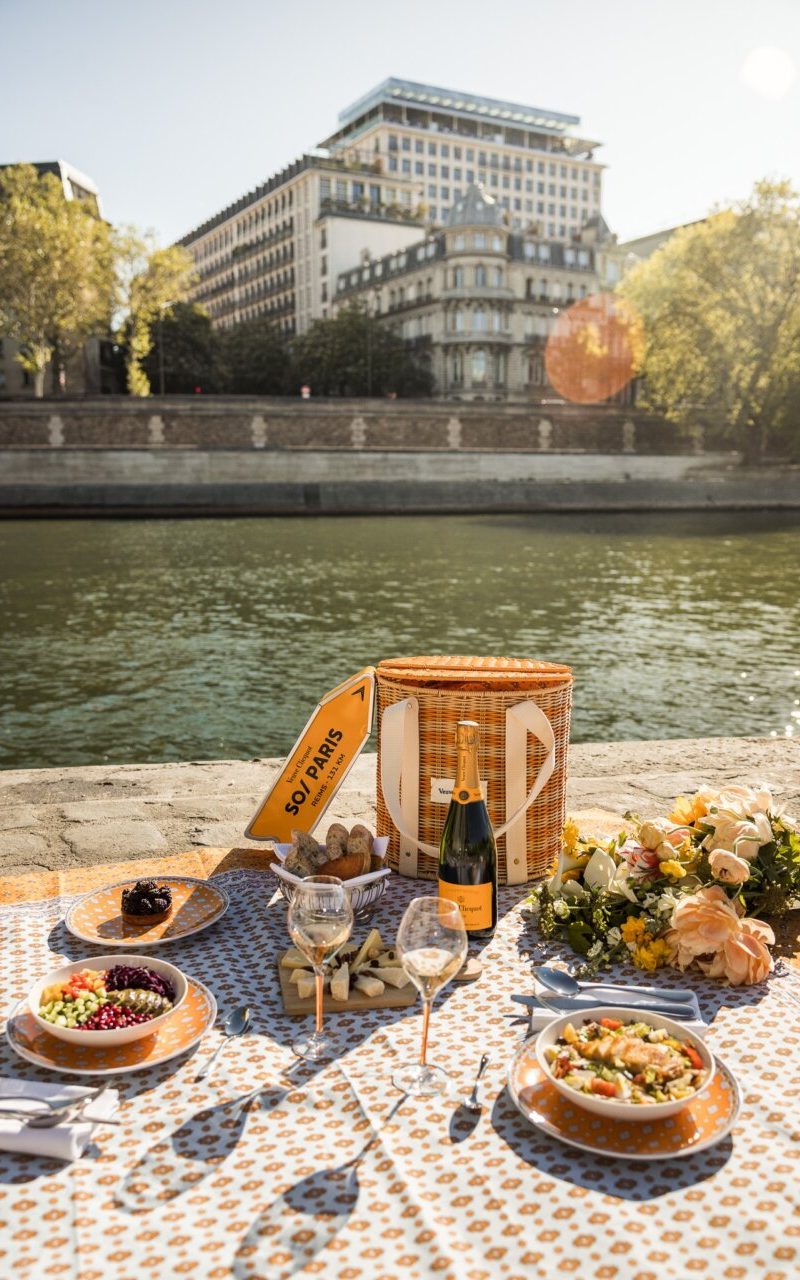 Picnic by Veuve Clicquot 2